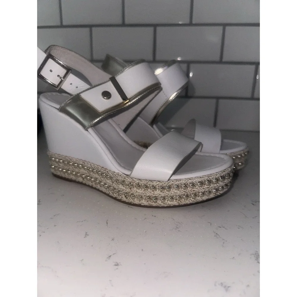 Nero Giardini Womens Chain Ankle Strap Platform Wedge Sandal Size 37